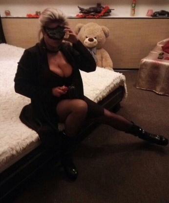 Анкета проститутки Арина - город Козловка, 28 лет, №12474