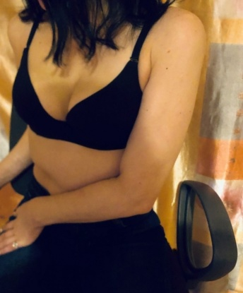 Анкета проститутки Зинаида - город Козловка, 27 лет, №13686